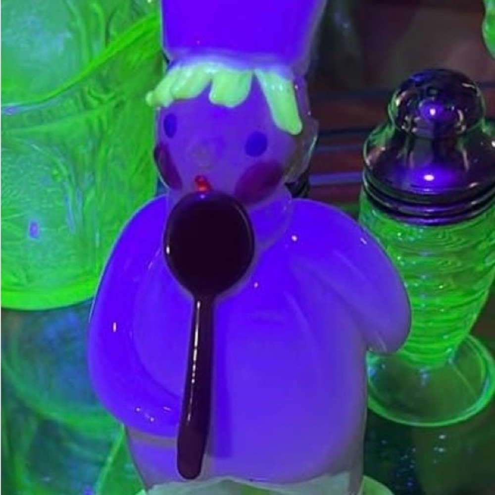 Super RARE Zelezny Brod SKLO chef bohemian glass Czechoslovakia man baker figure